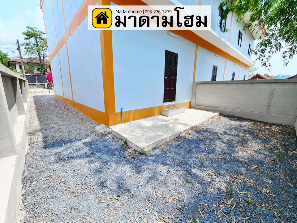 มาดามโฮม ขายอาคารพาณิชย์อยุธยา มือ 1  ที่ดินใหญ่สุด 49.9 ตารางวา ราคาเริ่มต้นล้านกว่าๆ